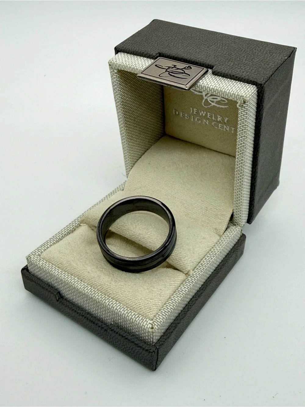 Forge Men’s Black Grooved Wedding Band Ring Size 12 Like New